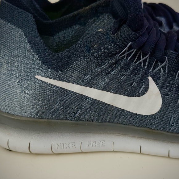 Nike FREE RN FLYKNIT Oceanfog, Navy, Blue Men Size 7 , Wonens 8.5 880843-402 - Picture 4 of 16